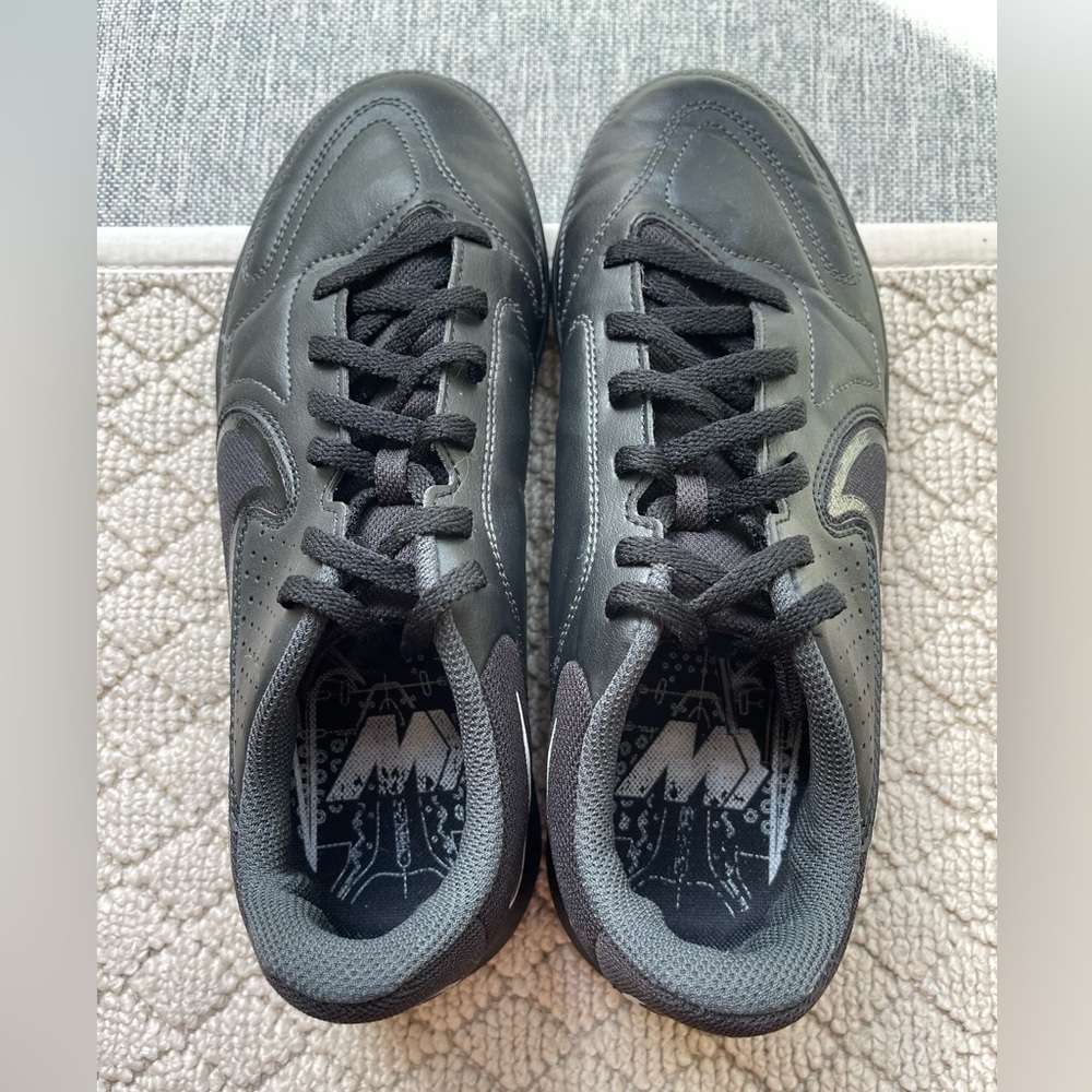 NIKE Tiempo Legend Black Size 6 YOUTH//Worn Twice Like NEW!!